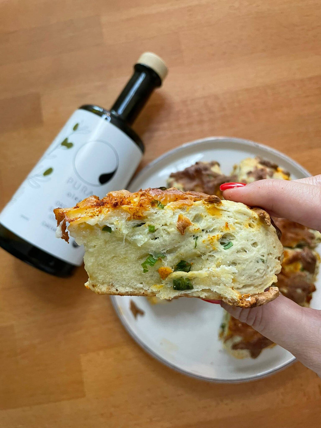 Scone with green onion & mozzarella