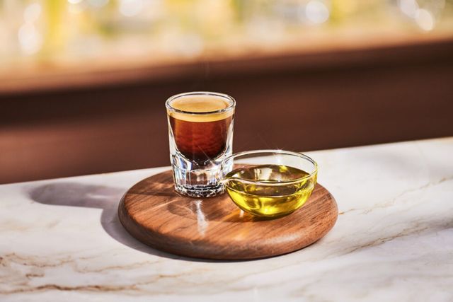 Starbucks Introduces New Line of Olive Oil Beverages: Infusing Health and Luxury into Your Coffee